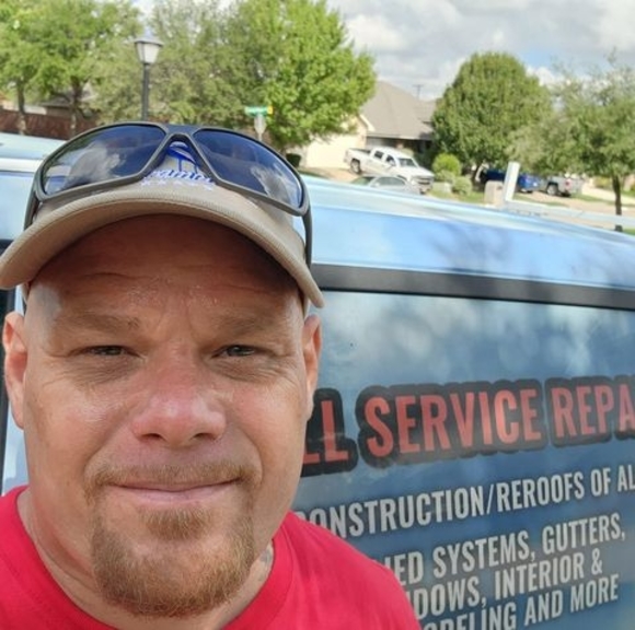 Meet your Posher, Jonas - Picture 1 of 1